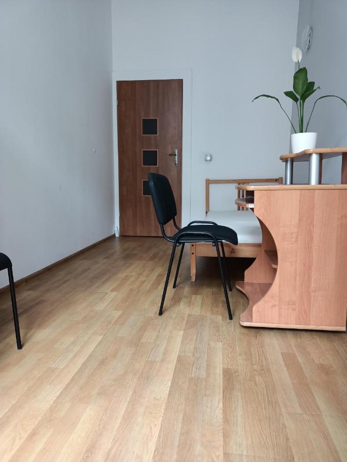 Cruz Mieszkanie Pokoje Centrum Przytulny Czysty Lokal Na Noc Lodz  Exterior photo