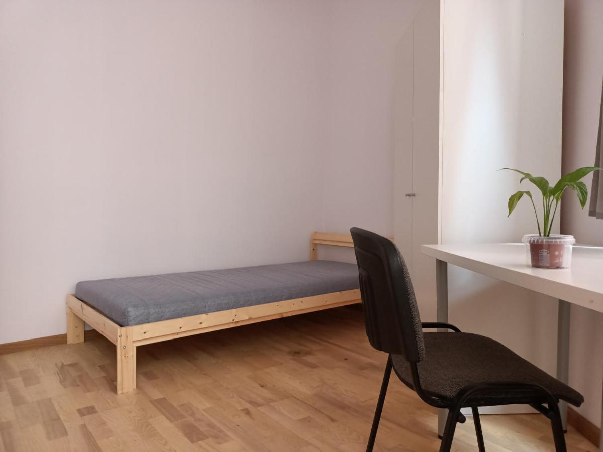 Cruz Mieszkanie Pokoje Centrum Przytulny Czysty Lokal Na Noc Lodz  Exterior photo